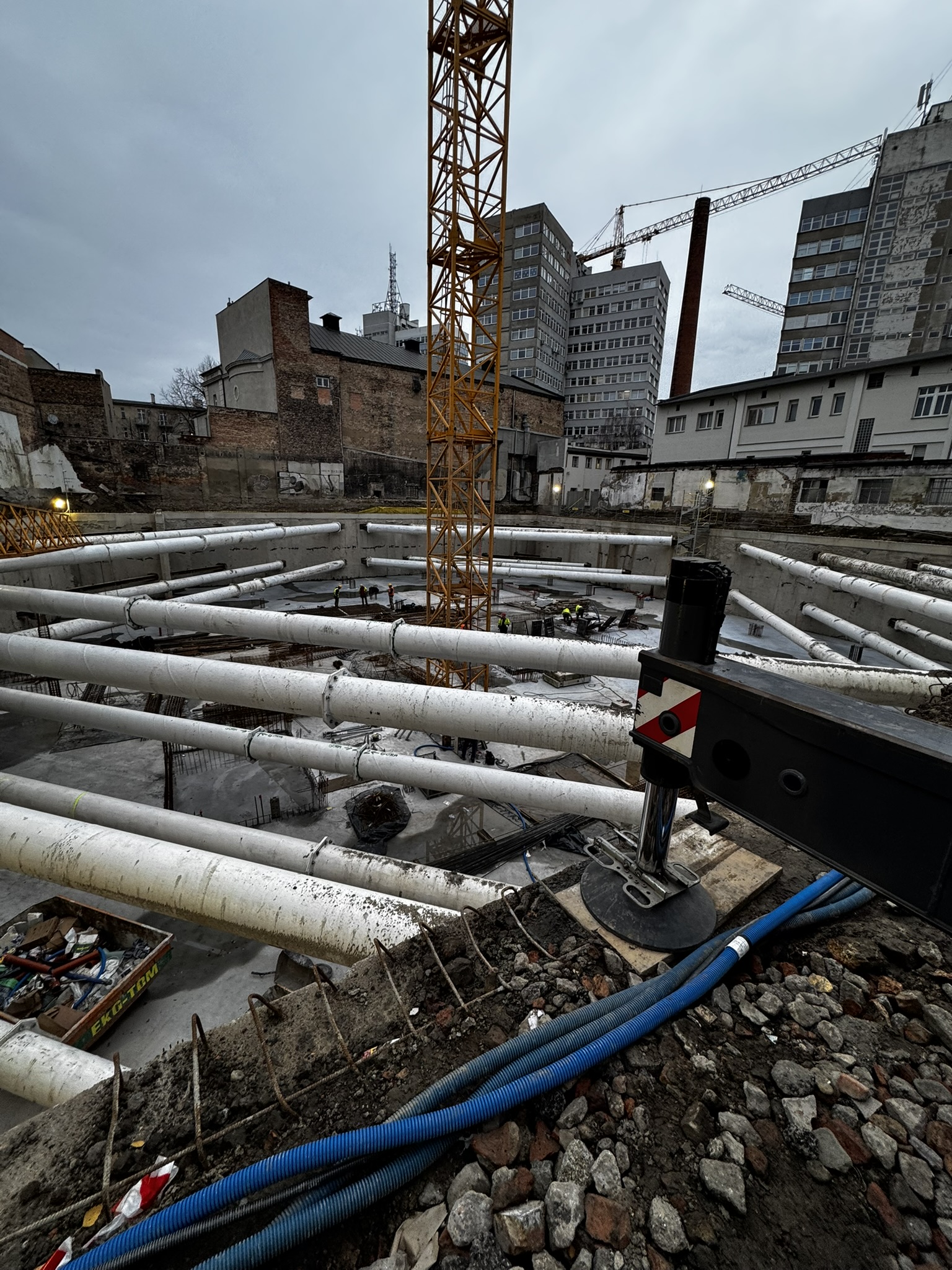 Projekt 1 - miniatura 1